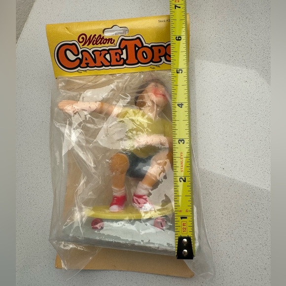 Vintage Wilton Cake Topper Skateboard Stunt Rider Skateboarder 1979 70s - Picture 10 of 10